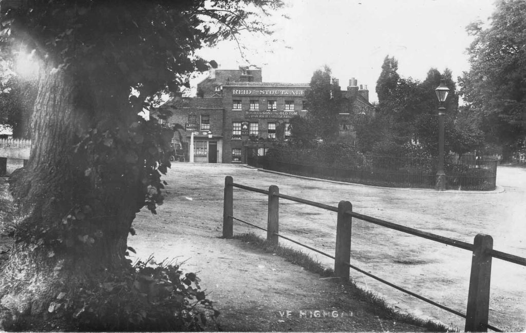 Postcard of The Flask Inn near South Grove, Highgate