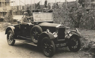 WJ Collins in Wolsley car c1925